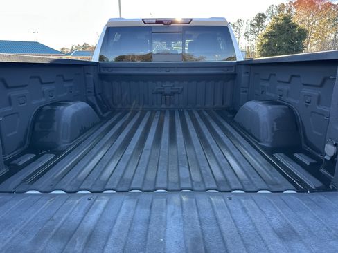 Used 2021 Chevrolet Silverado 1500 LTZ w/ LTZ Premium Package image 19