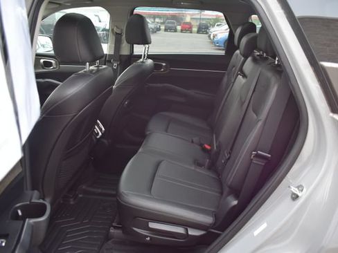 Used 2023 Kia Sorento S w/ Panoramic Sunroof Package AWD/4WD image 30