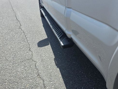 Used 2019 Ford F150 XLT w/ Equipment Group 302A Luxury image 8