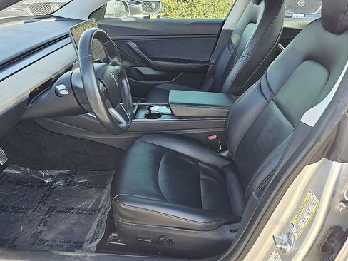 Used 2018 Tesla Model 3 Long Range image 24