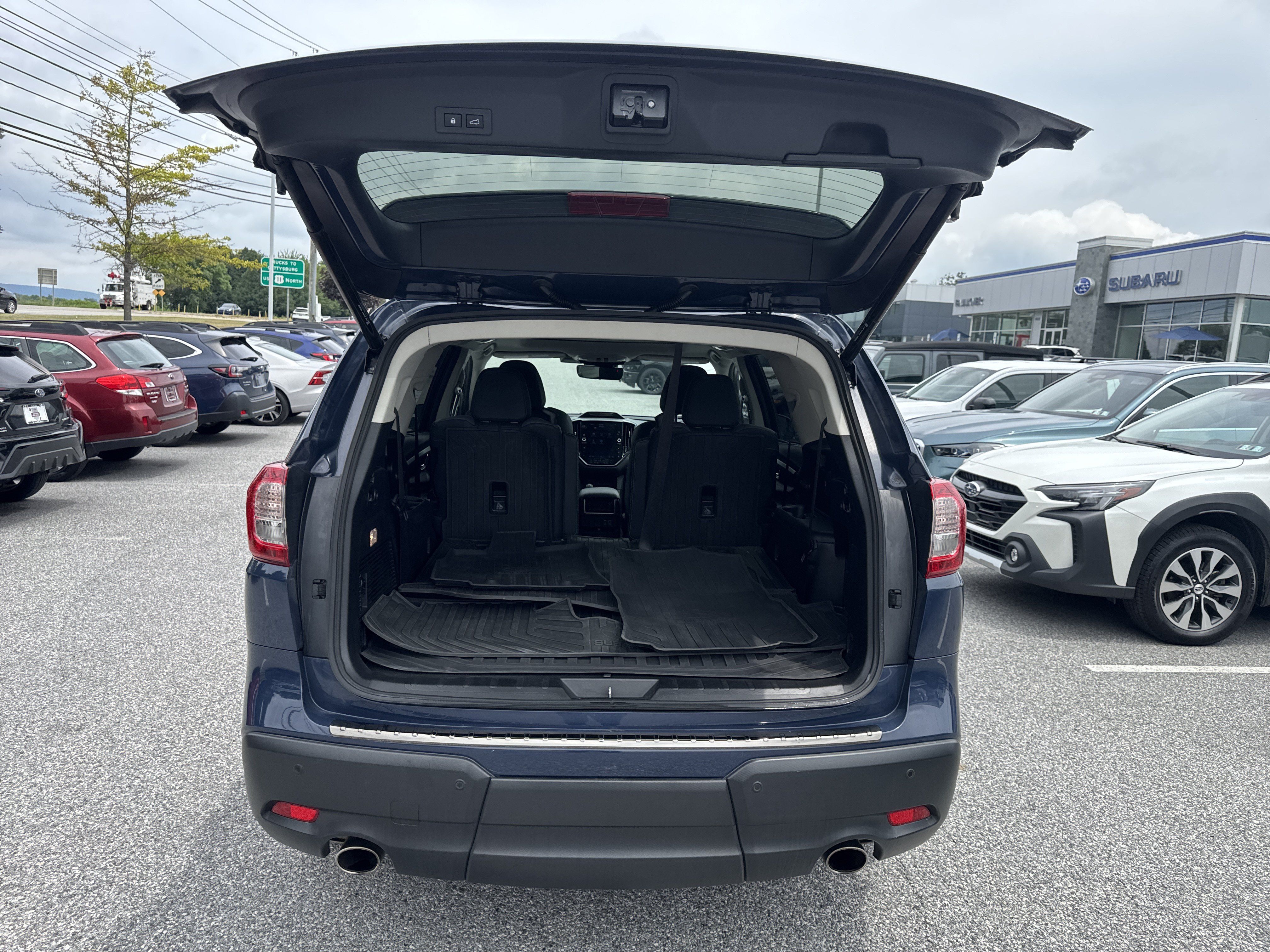 Used 2023 Subaru Ascent Onyx Edition Limited AWD/4WD image 32