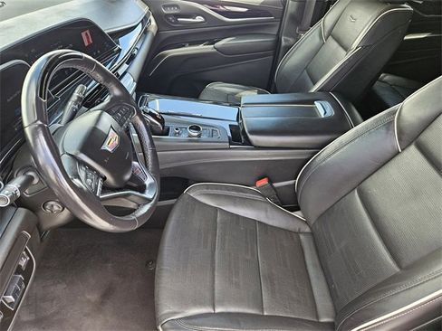 Used 2024 Cadillac Escalade ESV Sport image 13
