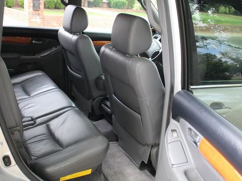 Used 2007 Lexus GX 470 AWD/4WD image 18