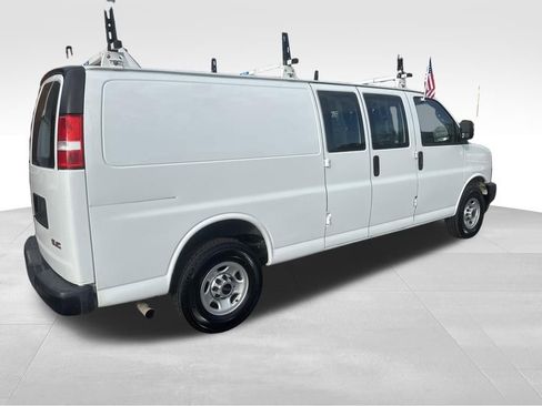 Used 2021 GMC Savana 2500 Extended w/ Driver Convenience Package image 32