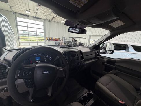 Used 2019 Ford F250 XL w/ Power Equipment Group AWD/4WD image 13