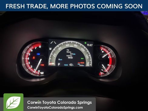 Used 2025 Toyota RAV4 XLE image 9