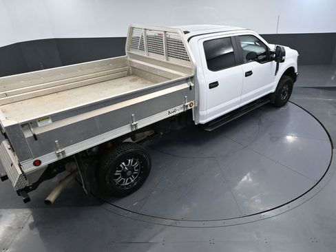 Used 2022 Ford F250 XL w/ Power Equipment Group image 53