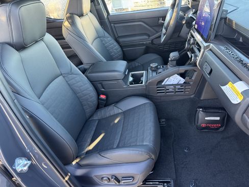 New 2026 Toyota Tacoma TRD Off-Road image 8