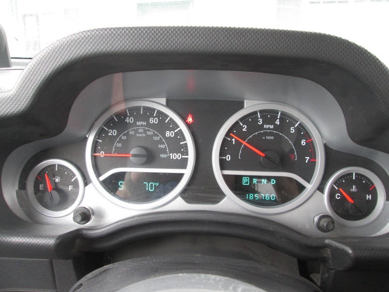 Used 2008 Jeep Wrangler Unlimited Sahara w/ Trailer Tow Group AWD/4WD image 16
