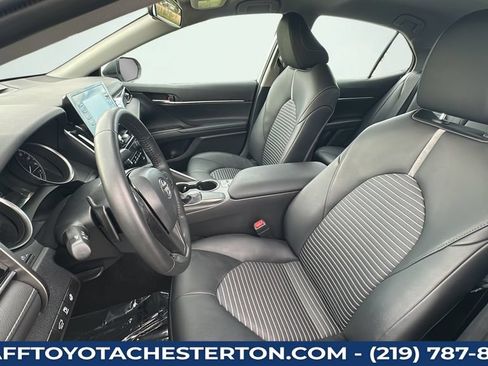 Used 2024 Toyota Camry SE FWD image 23