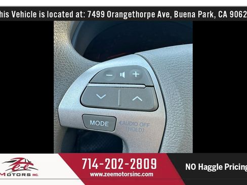 Used 2010 Toyota Camry XLE FWD image 29