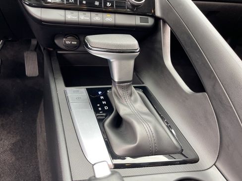 Certified 2024 Hyundai Elantra SEL image 14