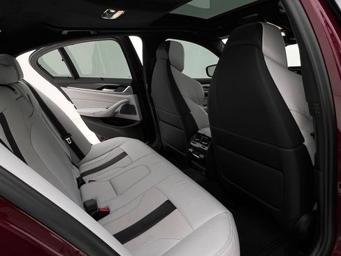 Used 2022 BMW M5 w/ Competition Package image 14