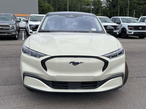 New 2025 Ford Mustang Mach-E Premium image 26