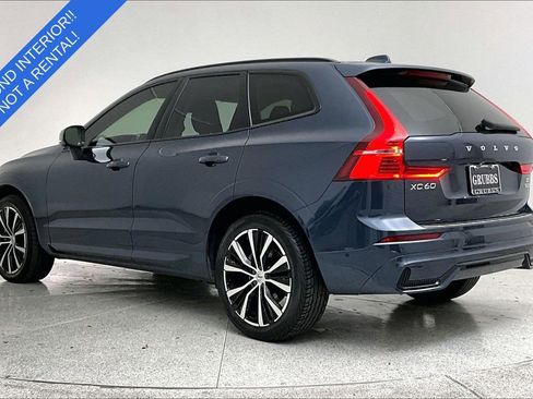 Certified 2024 Volvo XC60 B5 Plus w/ Protection Package Premier AWD/4WD image 16