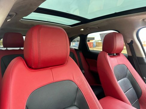 Used 2020 Jaguar F-PACE S AWD/4WD image 25