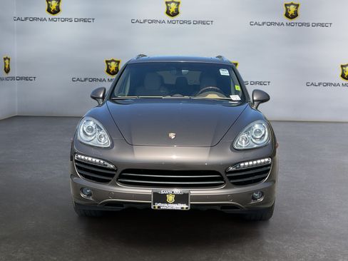 Used 2013 Porsche Cayenne S AWD/4WD image 2