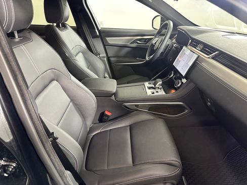 New 2026 Jaguar F-PACE R-Dynamic S image 18