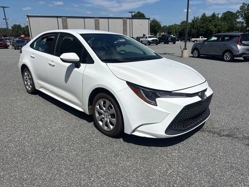 Used 2021 Toyota Corolla LE FWD image 9