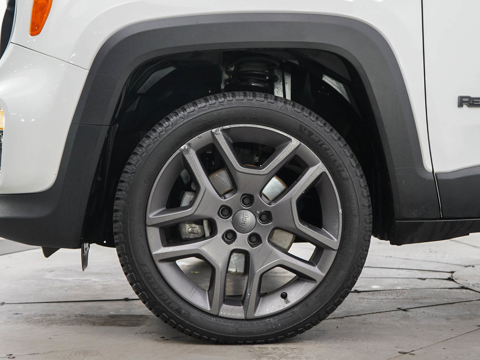 Used 2021 Jeep Renegade Latitude AWD/4WD image 30