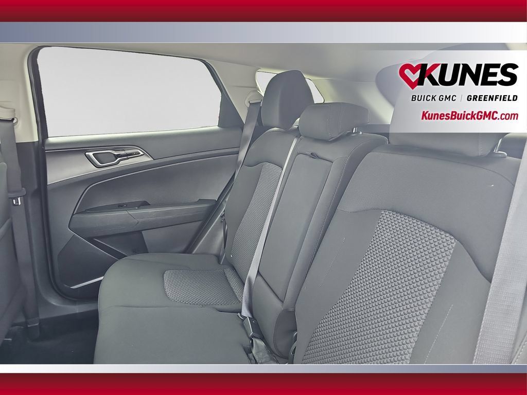 Used 2026 Kia Sportage LX FWD image 17