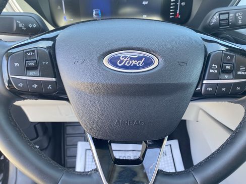Used 2023 Ford Escape Active image 16