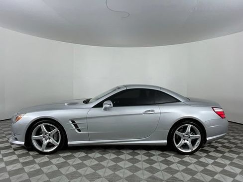 Used 2015 Mercedes-Benz SL 400 image 8