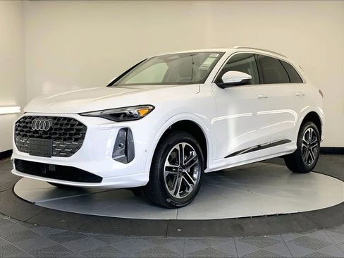 New 2025 Audi Q5 Premium image 2