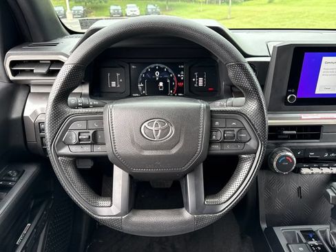 Certified 2024 Toyota Tacoma SR5 AWD/4WD image 20