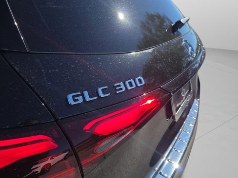 Certified 2026 Mercedes-Benz GLC 300 image 30
