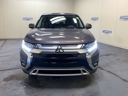 Used 2019 Mitsubishi Outlander SE AWD/4WD image 8