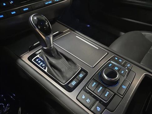 Used 2017 Genesis G80 3.8 w/ Option Group 03 image 27