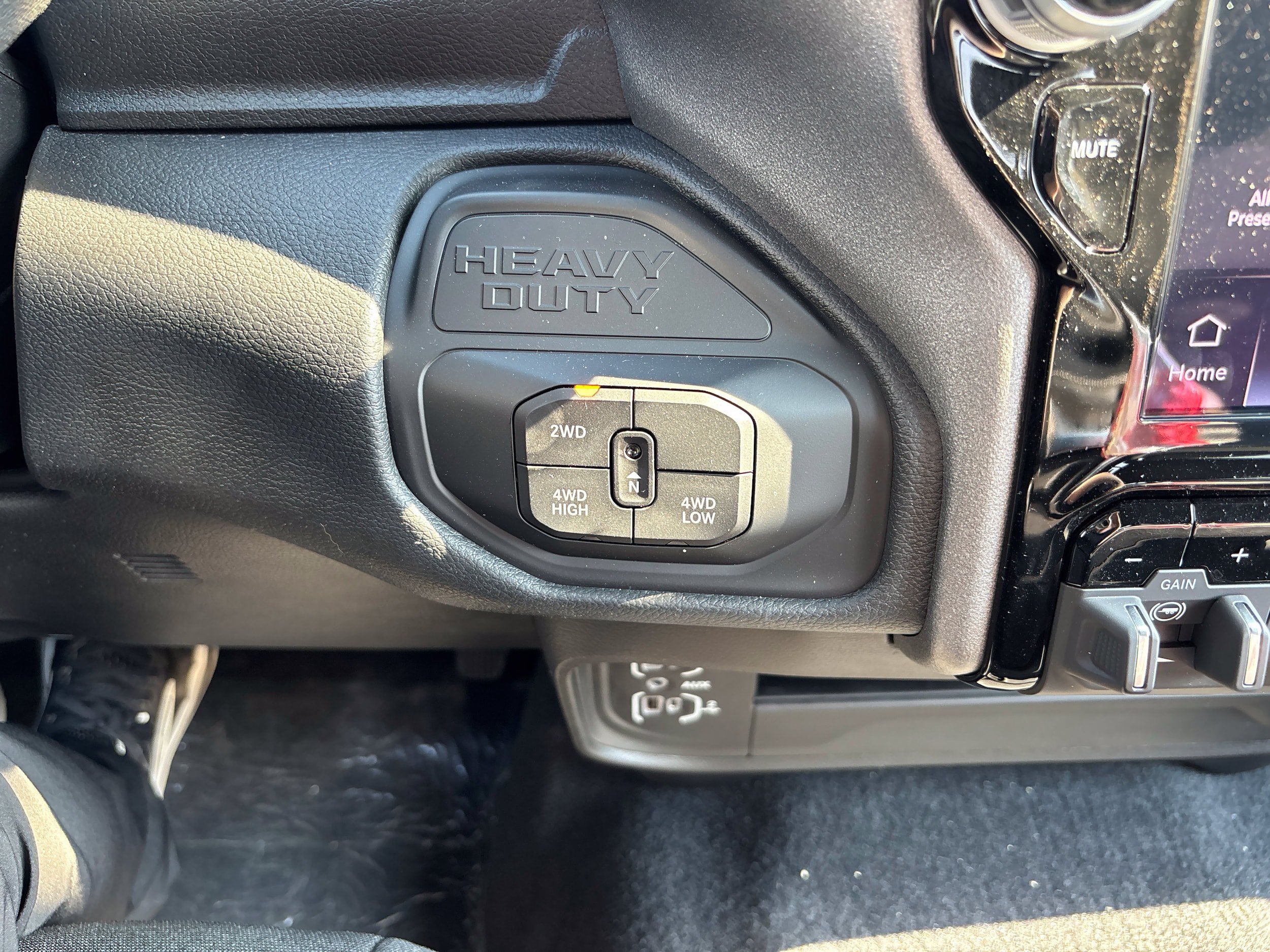 New 2026 RAM 3500 Tradesman AWD/4WD image 23