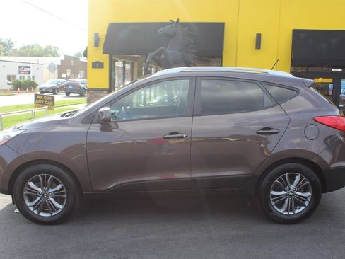 Used 2014 Hyundai Tucson SE image 11