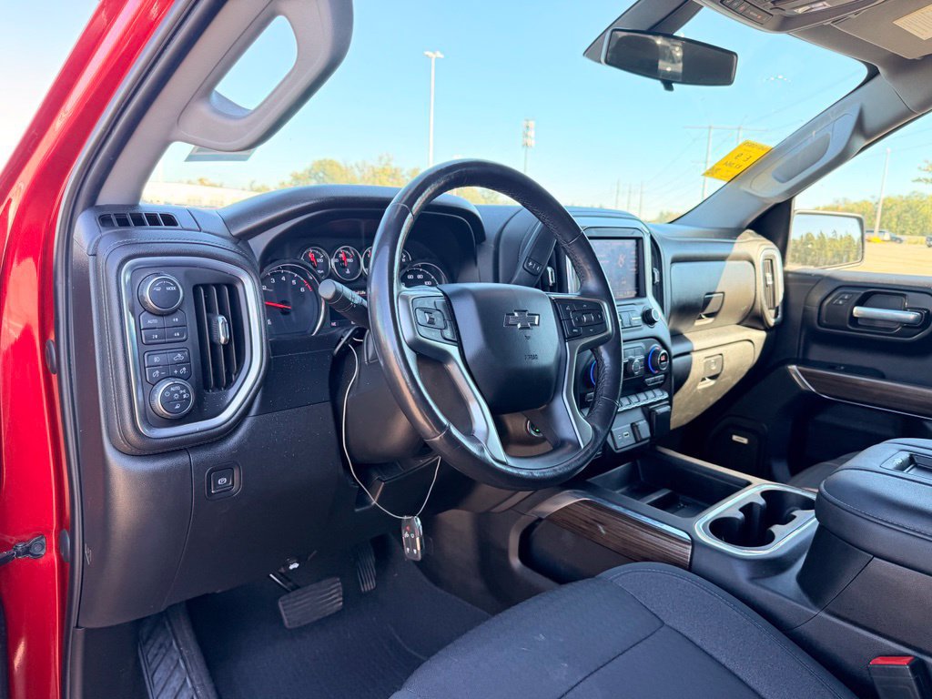 Used 2021 Chevrolet Silverado 1500 LT Trail Boss w/ Convenience Package II AWD/4WD image 9