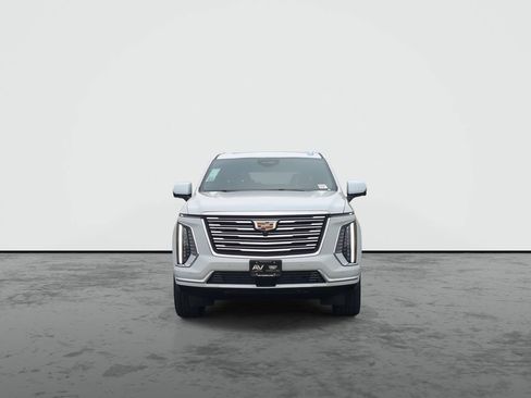 New 2026 Cadillac Escalade ESV Platinum Luxury image 3