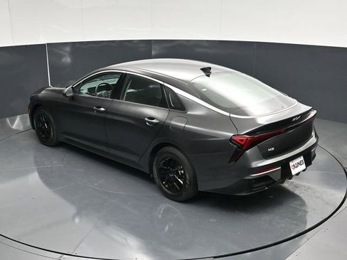 Used 2025 Kia K5 LXS FWD image 49
