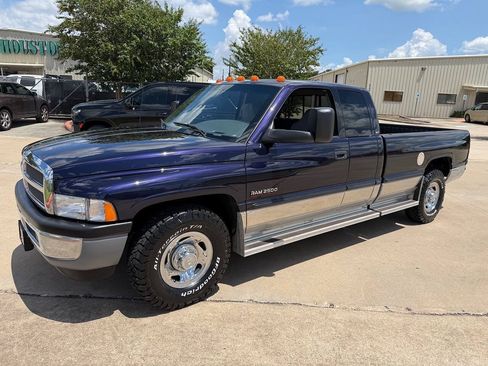 Used 1998 Dodge Ram 2500 Truck 2WD Quad Cab image 49