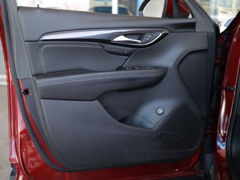 Used 2023 Buick Envision Essence image 22