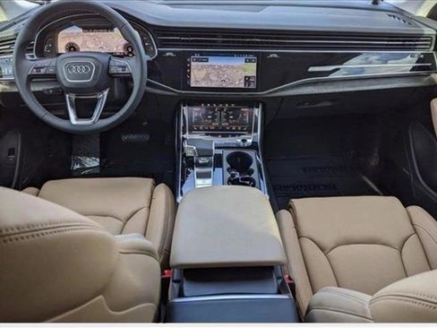 New 2025 Audi Q8 Prestige image 13
