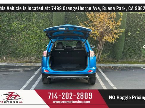 Used 2017 Toyota RAV4 Limited image 16