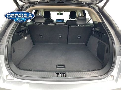 Used 2022 Lincoln Nautilus AWD image 6