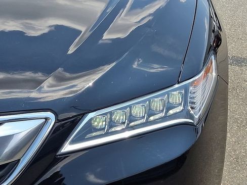 Used 2015 Acura TLX V6 w/ Technology Package FWD image 9