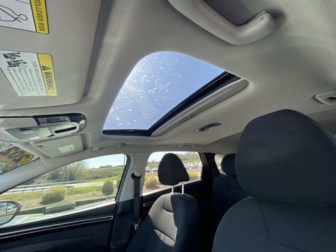 Used 2022 Hyundai Tucson SEL w/ Convenience Package FWD image 19