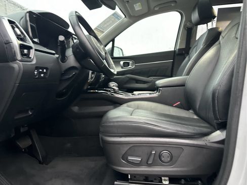 Used 2022 Kia Sorento SX image 8