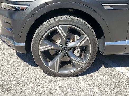 Certified 2024 Genesis GV80 3.5T w/ Prestige Matte Package image 11