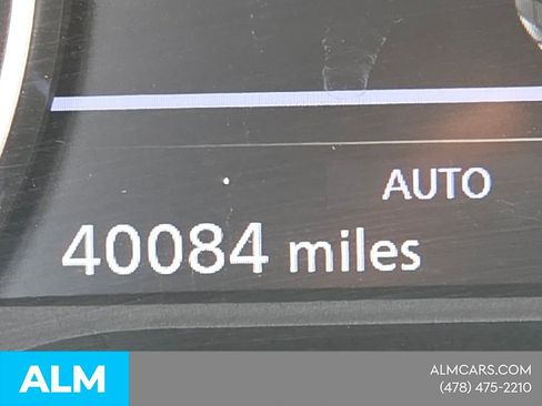 Used 2025 Nissan Rogue SV AWD/4WD image 26