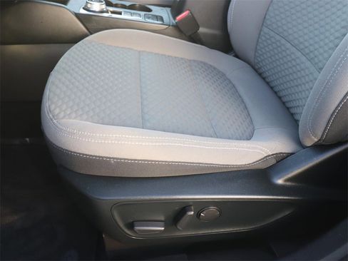 Certified 2022 Ford Escape SE w/ SE Sport Appearance Package image 14