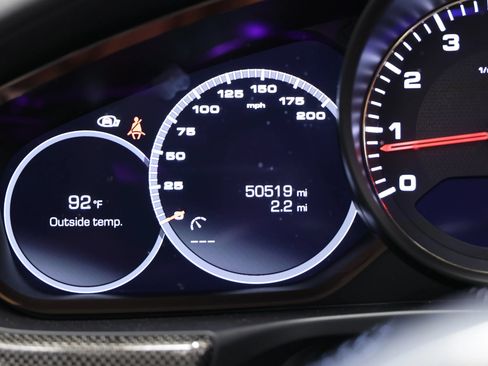Used 2018 Porsche Panamera 4S Executive w/ Carbon Fiber Interior Package AWD/4WD image 29