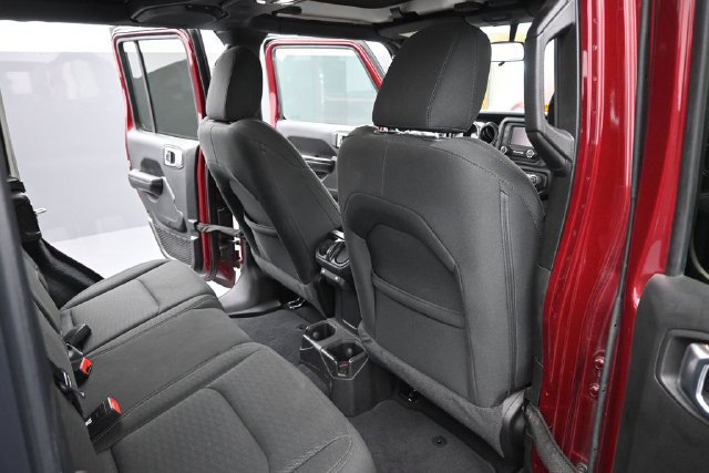 Used 2021 Jeep Wrangler Unlimited Sport AWD/4WD image 18